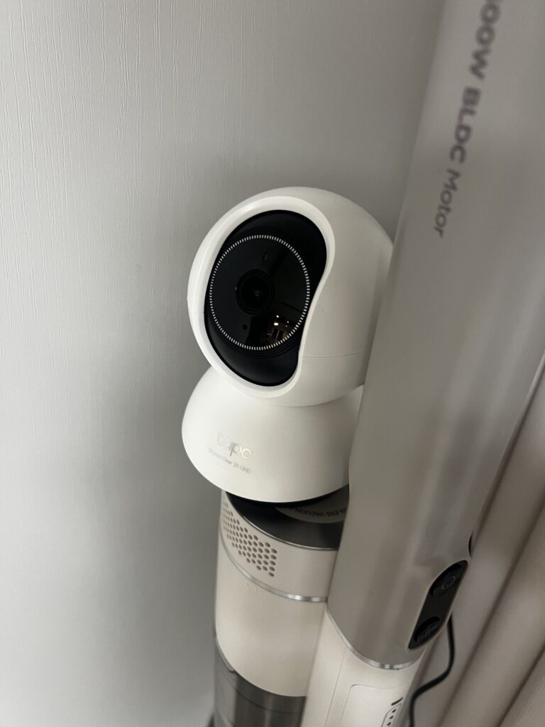 청소기위 tapo 홈캠